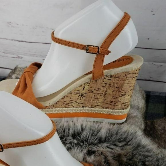 Kiss and Tell Orange Bow Wedge Sandals - Picture 3 of 8